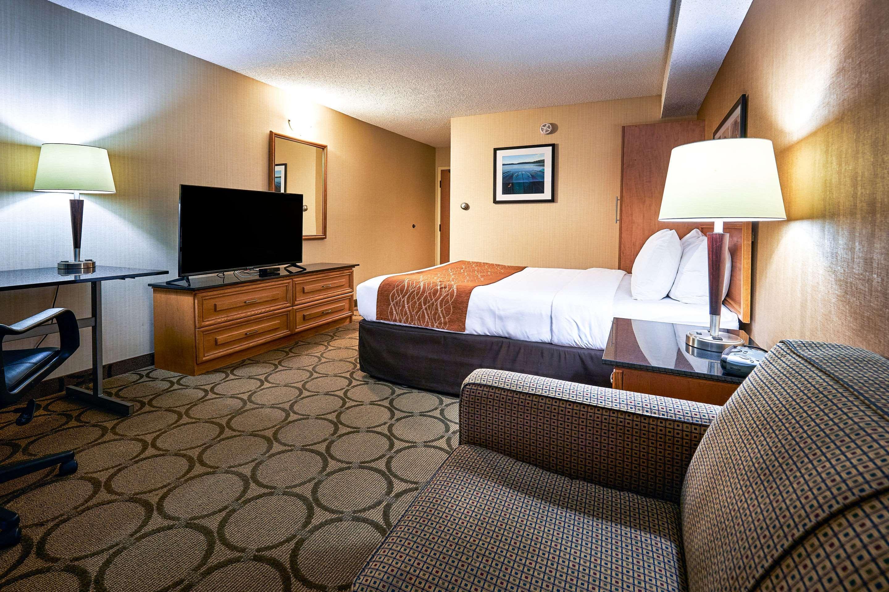 Comfort Inn Rouyn-Noranda Eksteriør bilde