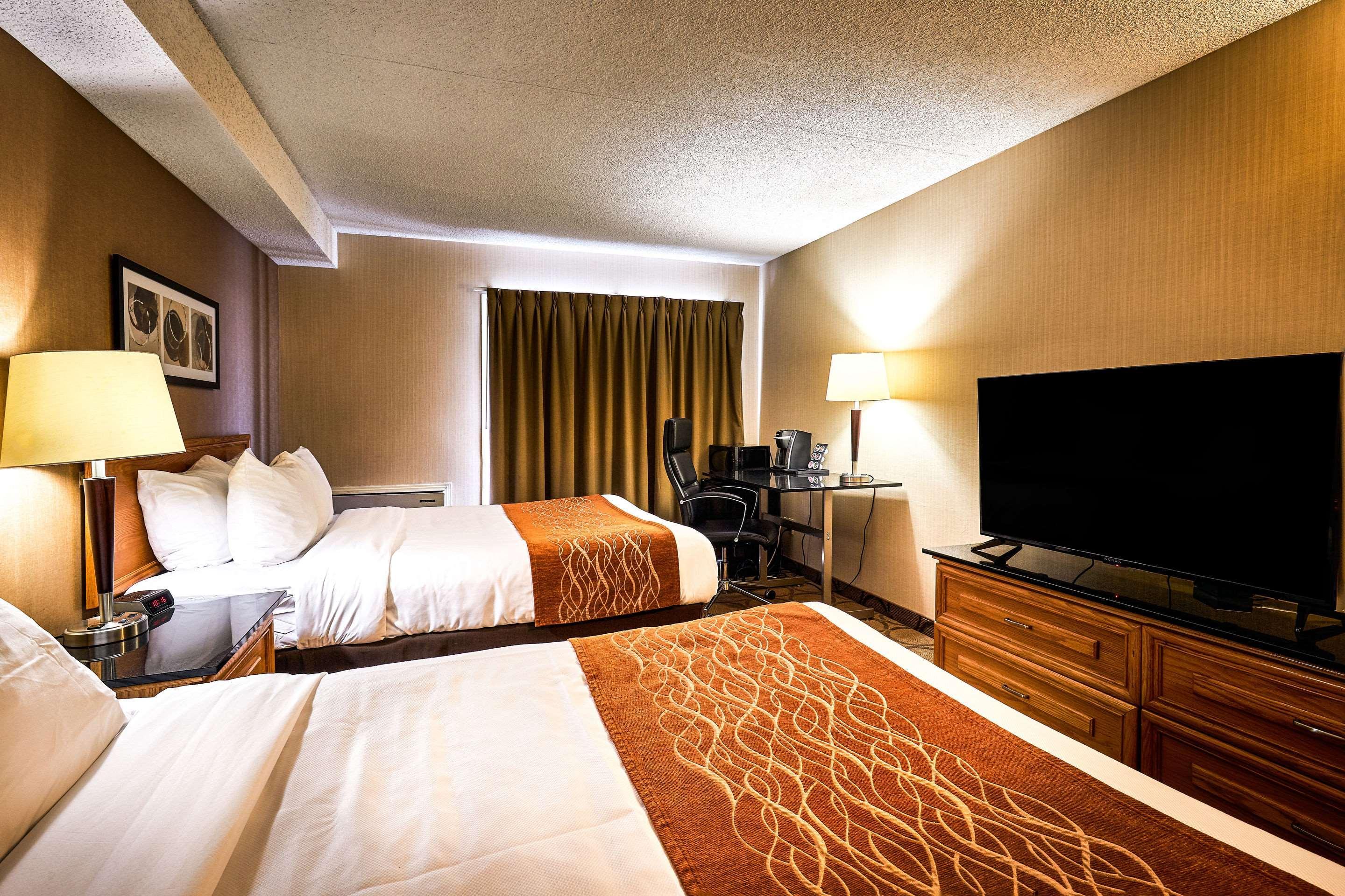 Comfort Inn Rouyn-Noranda Eksteriør bilde