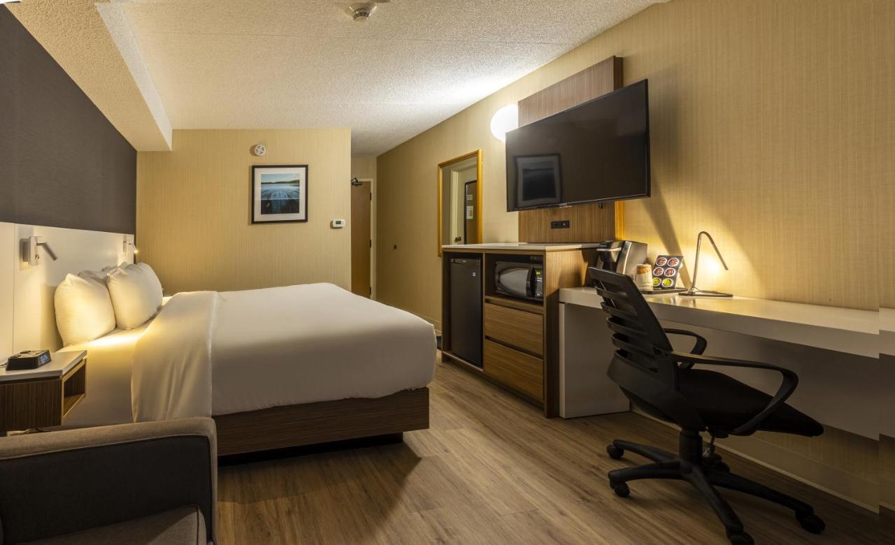 Comfort Inn Rouyn-Noranda Eksteriør bilde